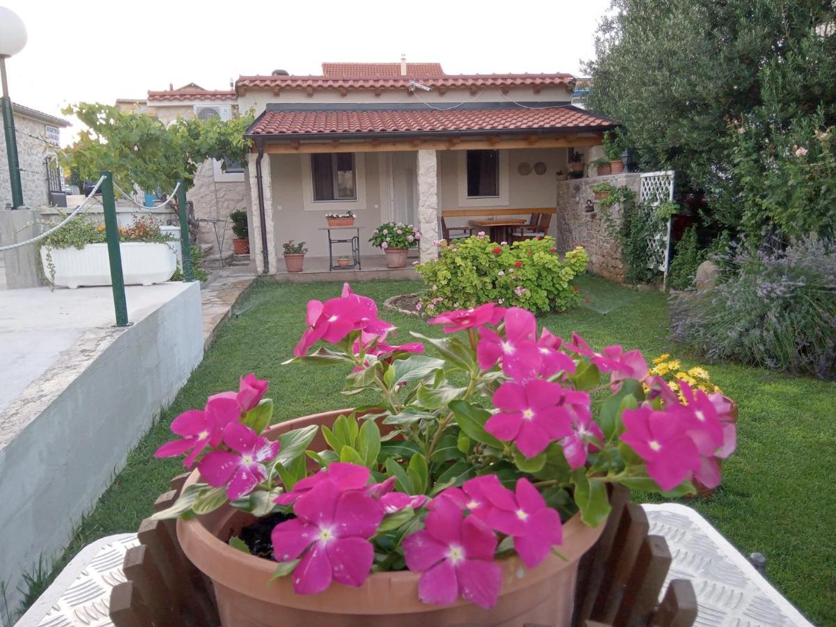 Apartments Janjac Vodice Exterior photo