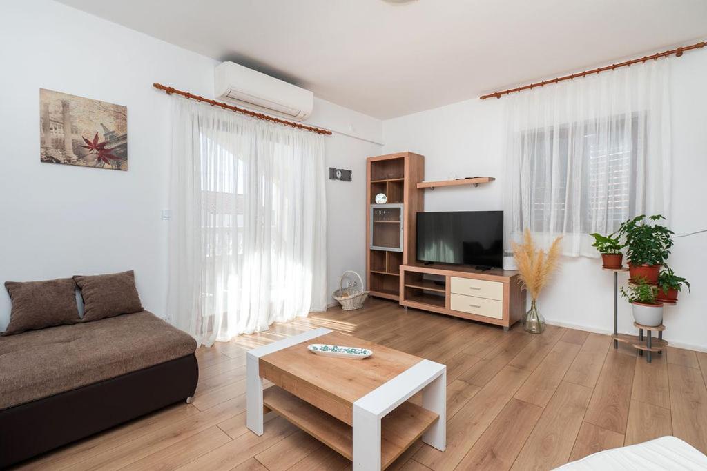 Apartments Janjac Vodice Exterior photo