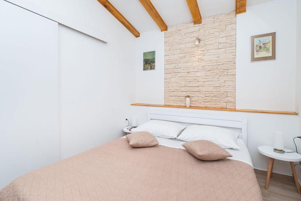 Apartments Janjac Vodice Exterior photo