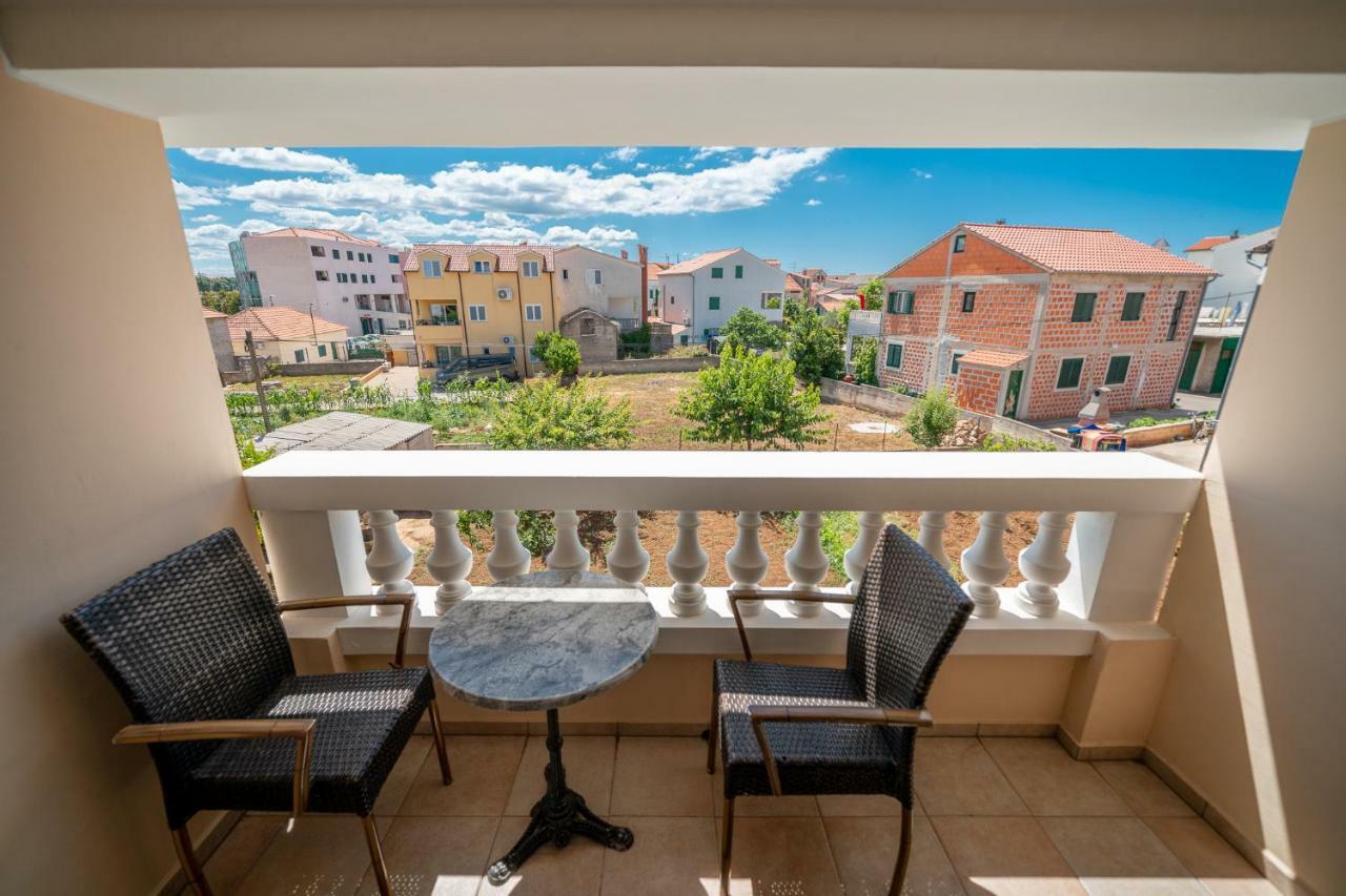 Apartments Janjac Vodice Exterior photo